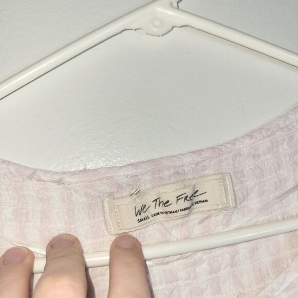 We the Free Little Bit of Something Ombre Top Small - Picture 3 of 12